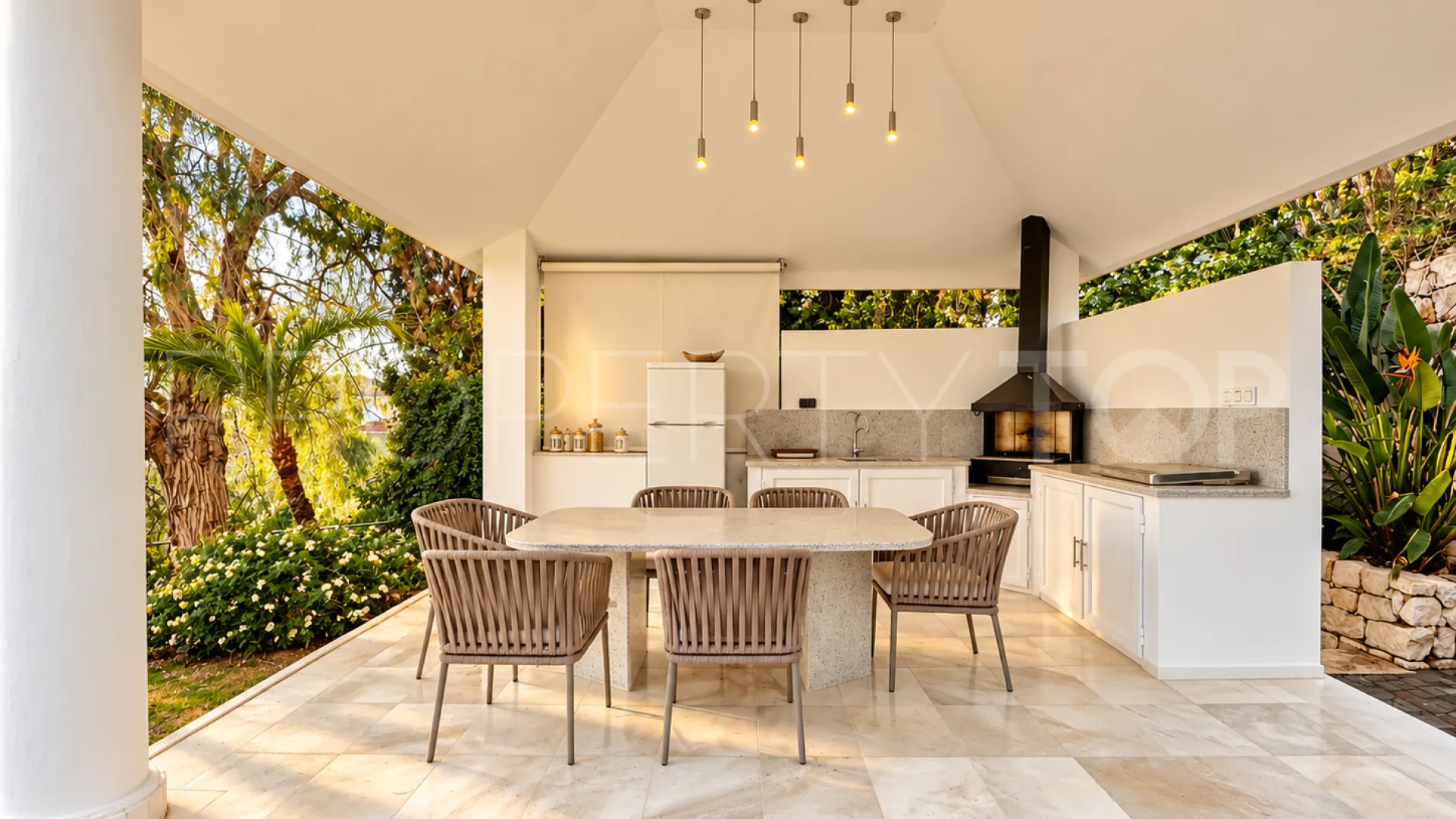 Comprar villa en El Herrojo
