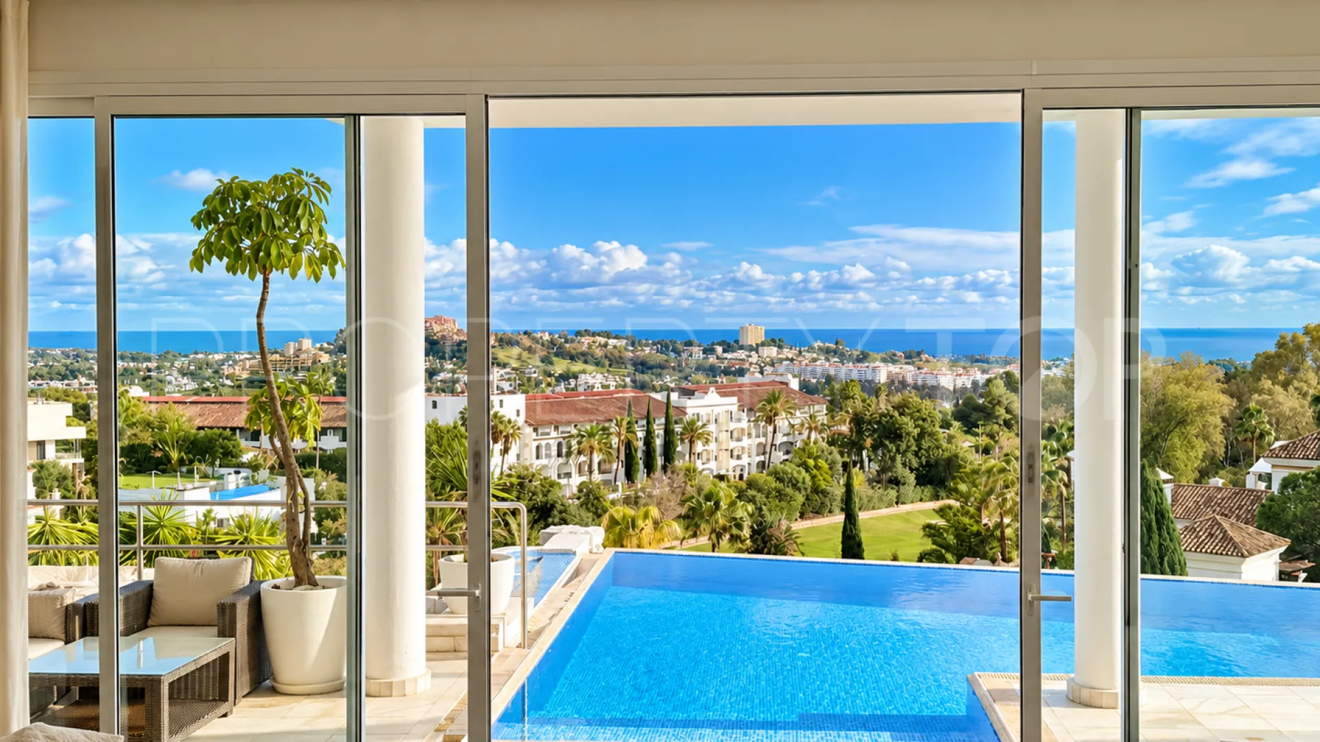 Comprar villa en El Herrojo