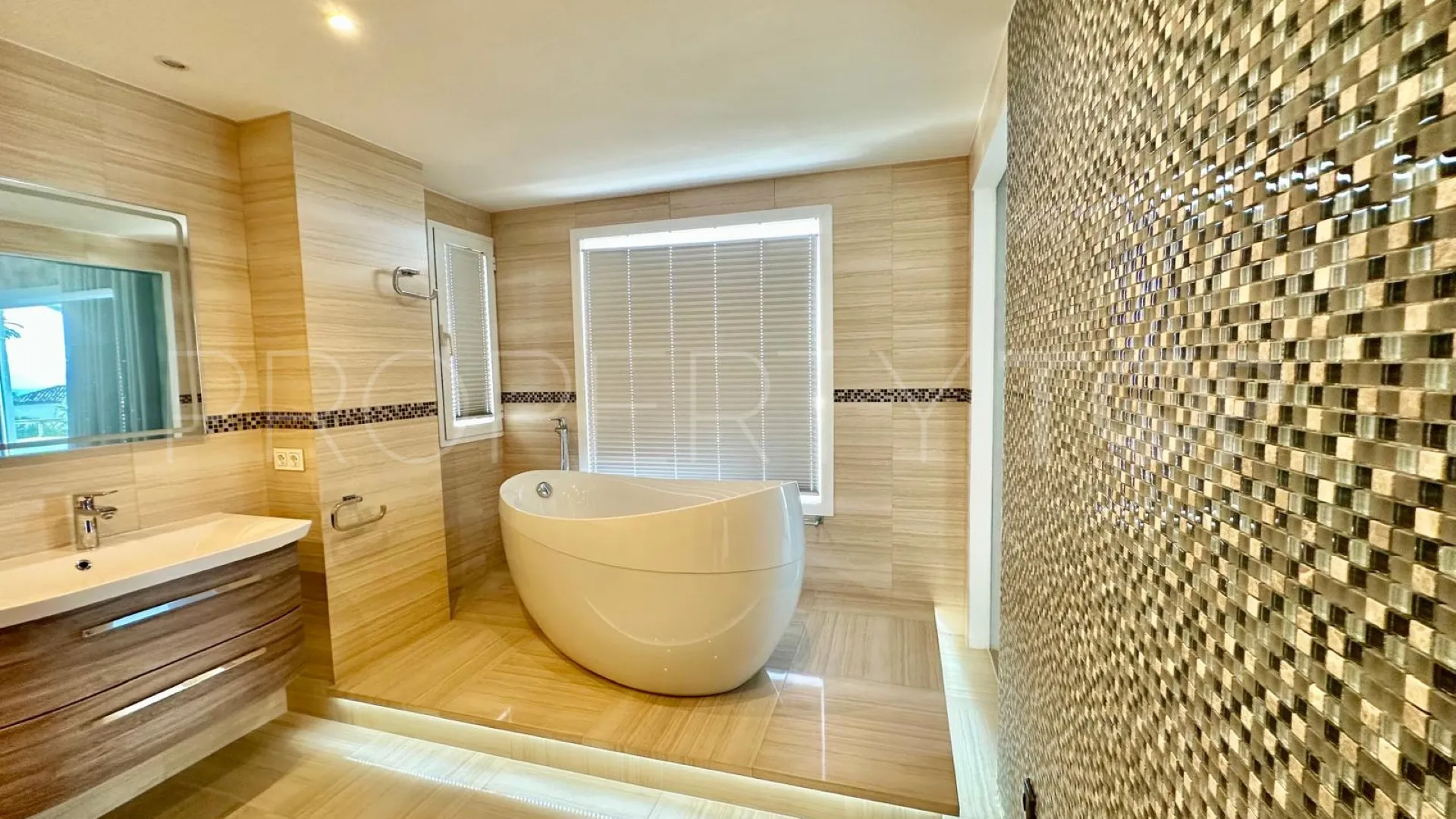 Comprar villa en El Herrojo