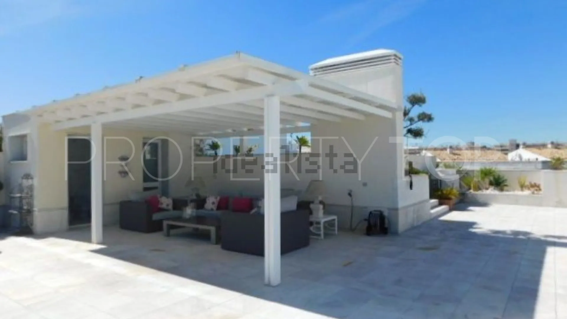 For sale penthouse in Los Granados with 3 bedrooms