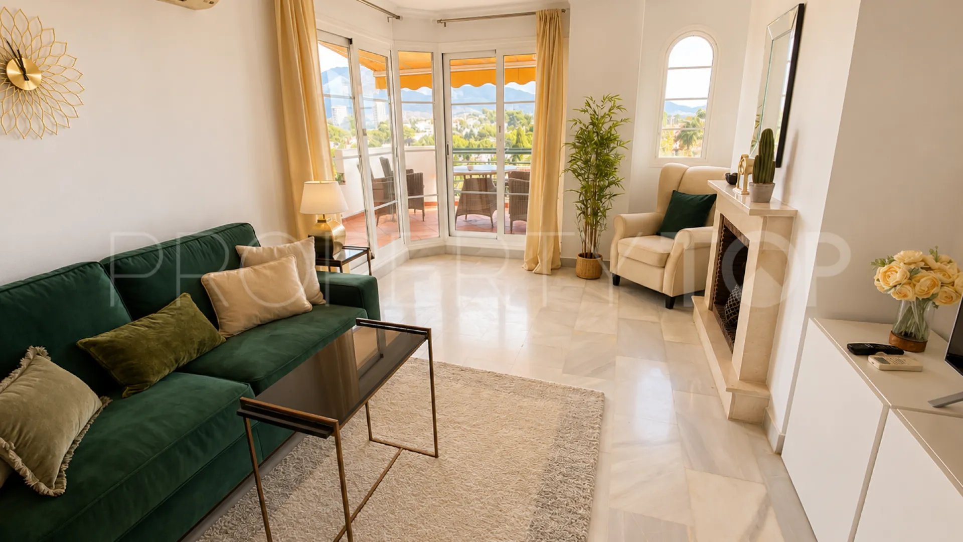 For sale 2 bedrooms apartment in Señorio de Aloha