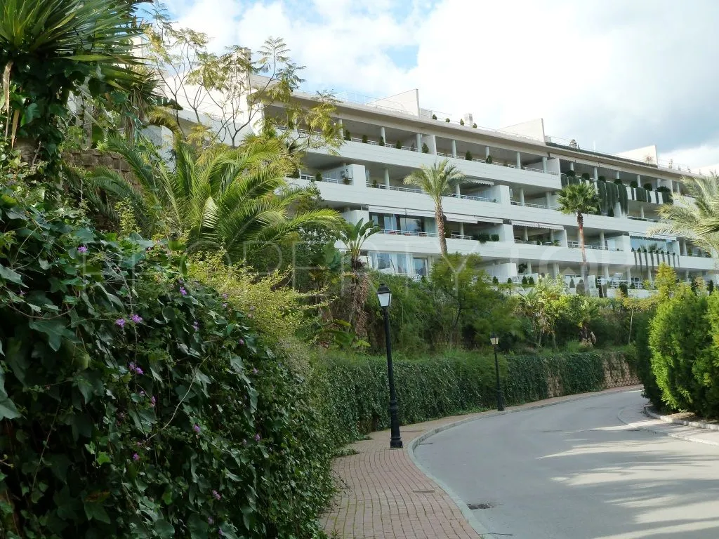 Apartamento planta baja de 2 dormitorios a la venta en La Corniche