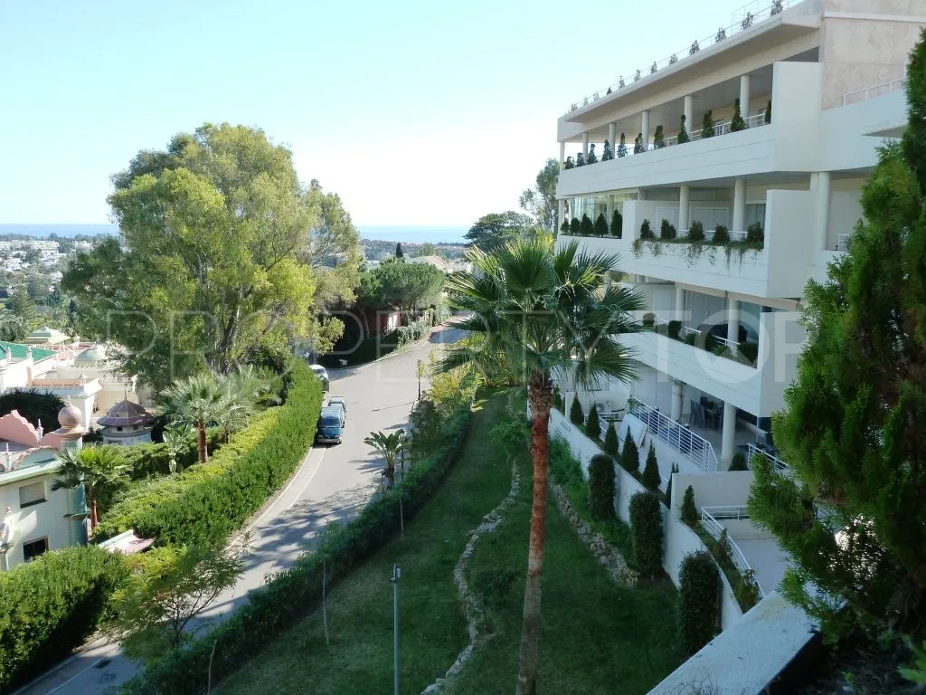 Apartamento planta baja de 2 dormitorios a la venta en La Corniche