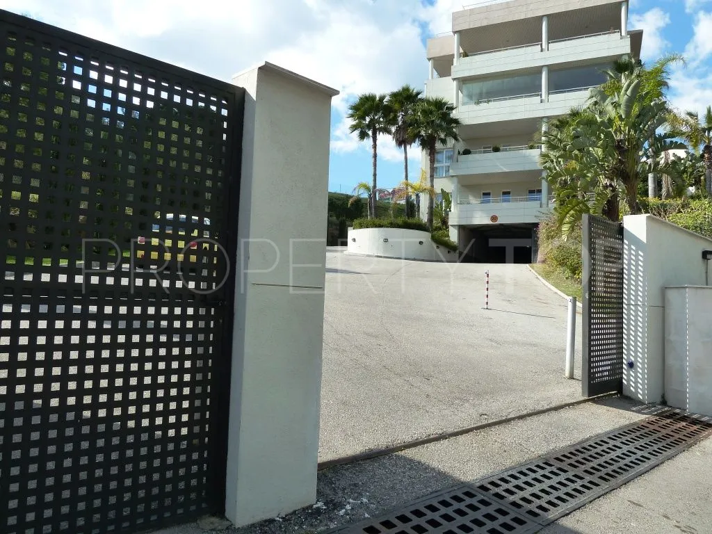 Apartamento planta baja de 2 dormitorios a la venta en La Corniche