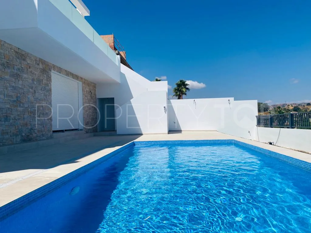 For sale 4 bedrooms villa in La Cala Hills