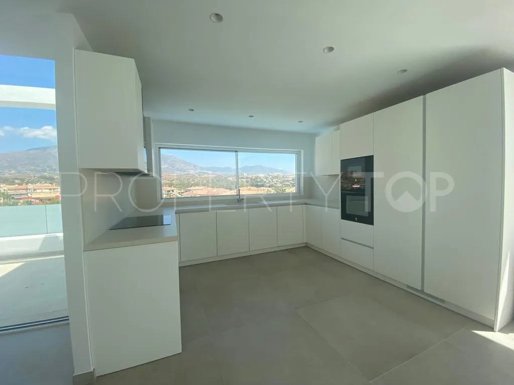 For sale 4 bedrooms villa in La Cala Hills