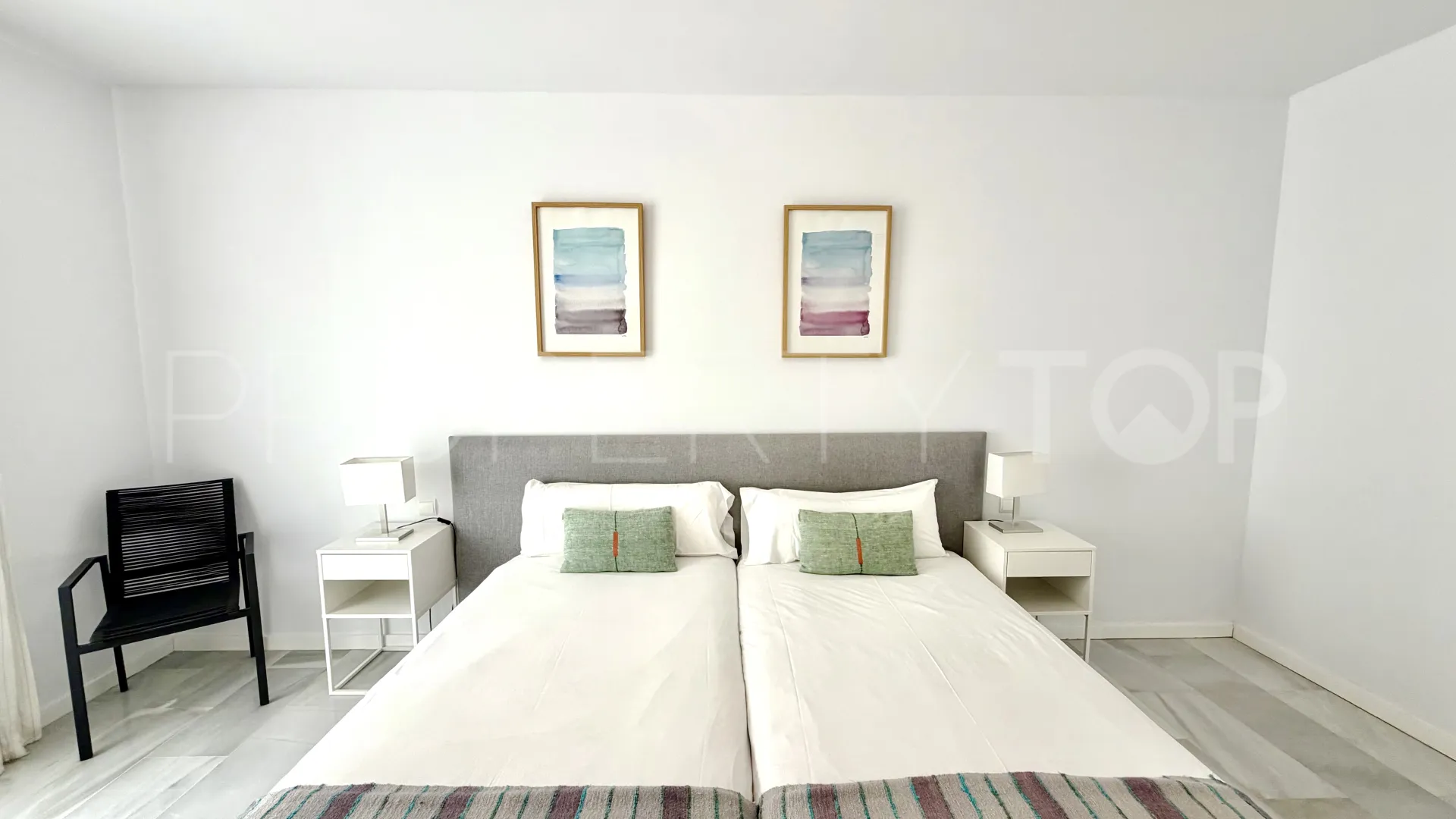 Apartamento a la venta en Playas del Duque