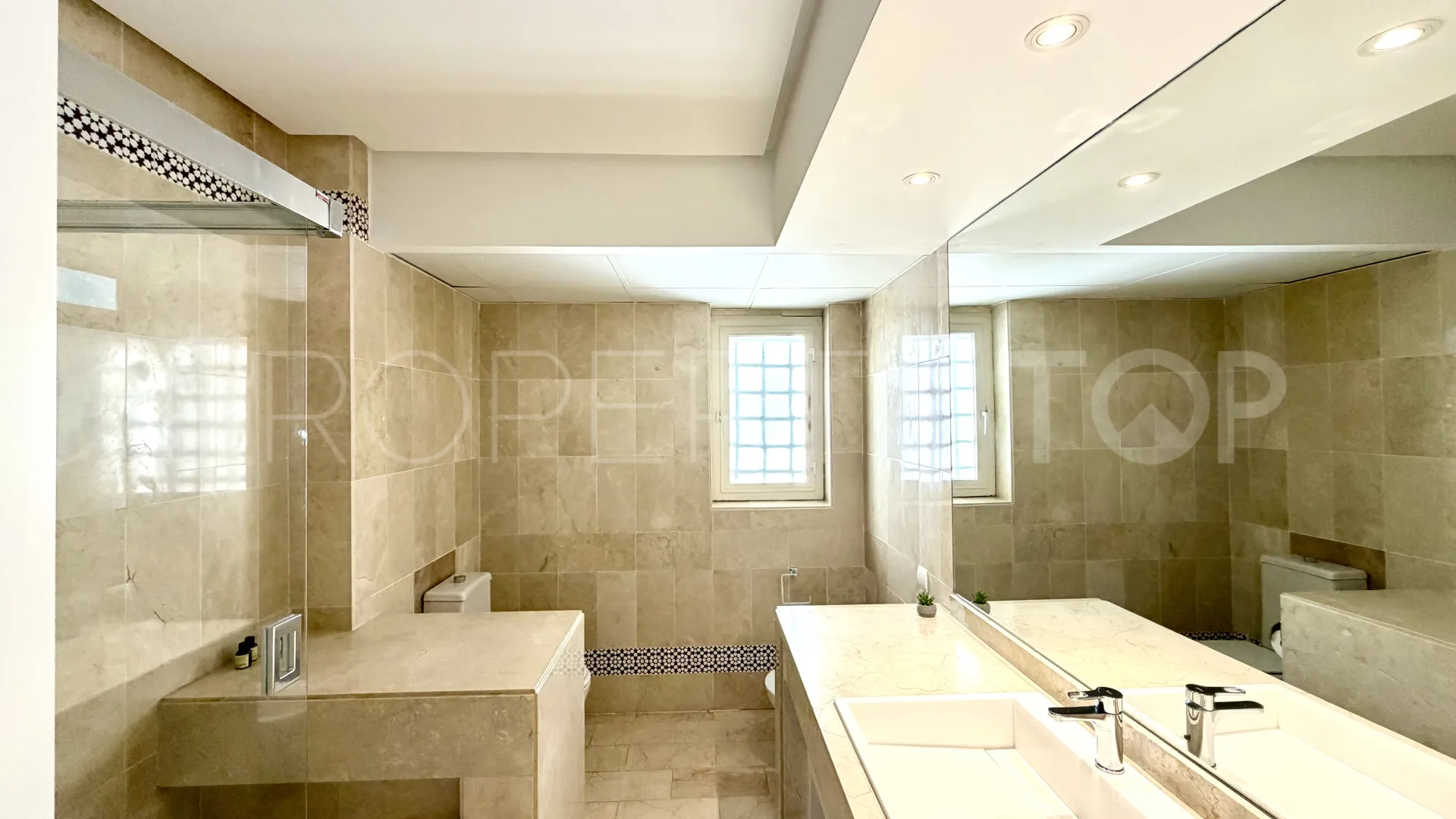 Apartamento a la venta en Playas del Duque