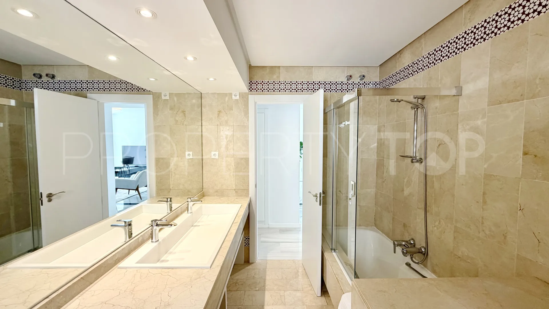 Apartamento a la venta en Playas del Duque