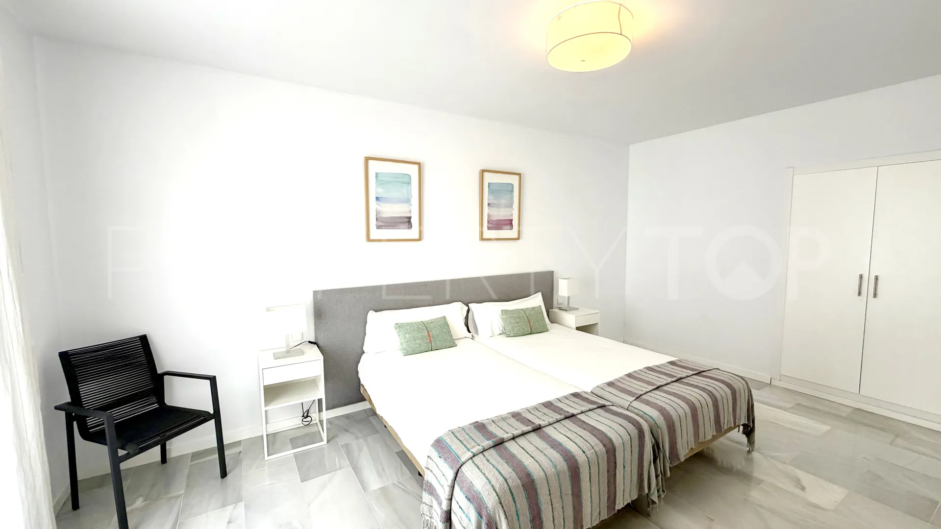 Apartamento a la venta en Playas del Duque