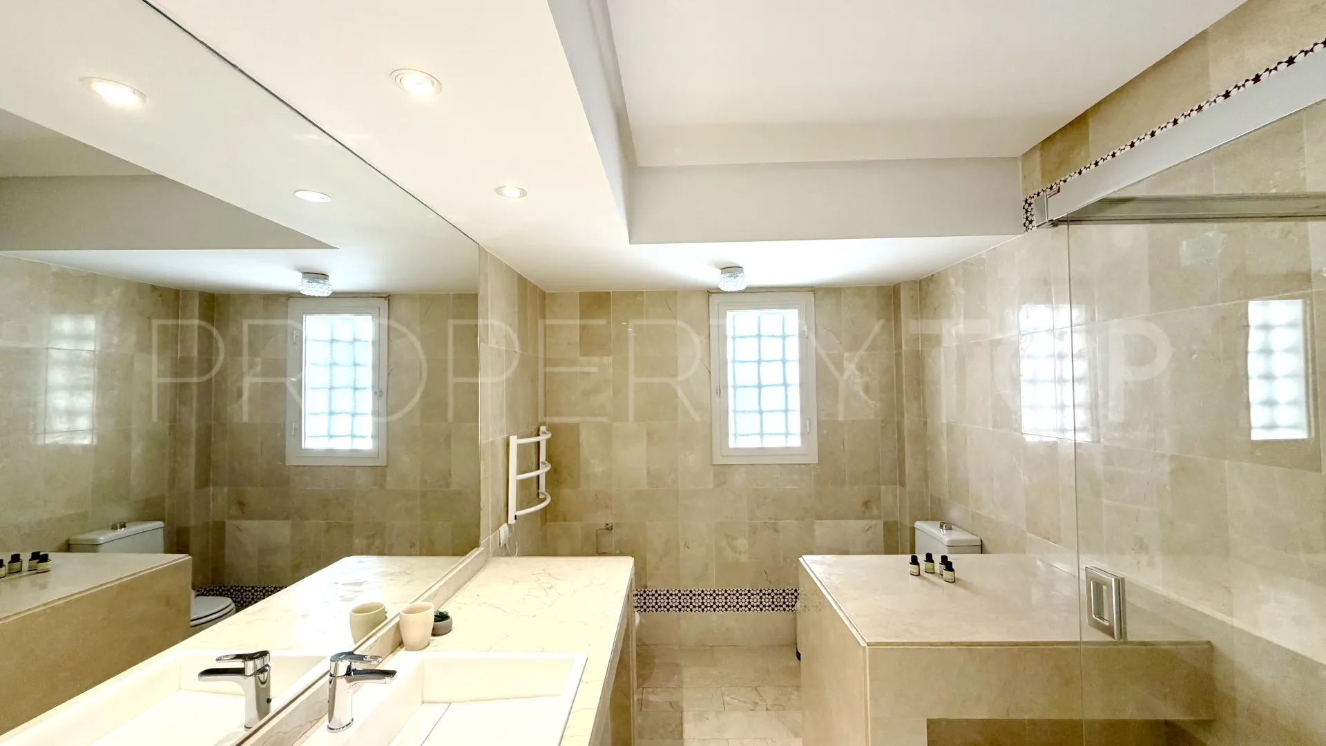 Apartamento a la venta en Playas del Duque