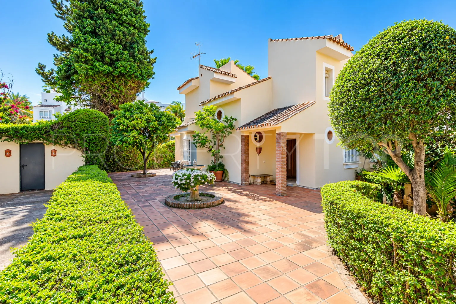Casablanca 3 bedrooms villa for sale
