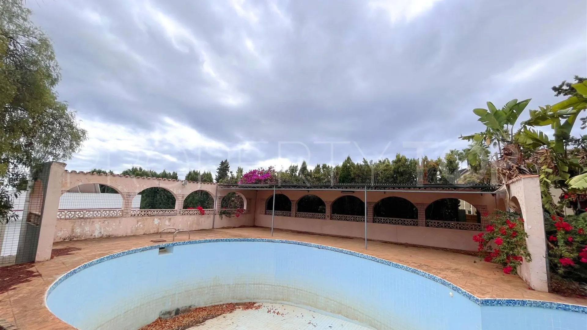 Villa de 6 dormitorios en venta en Las Cancelas