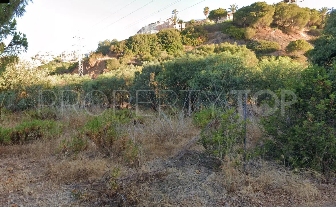 Comprar parcela en Elviria