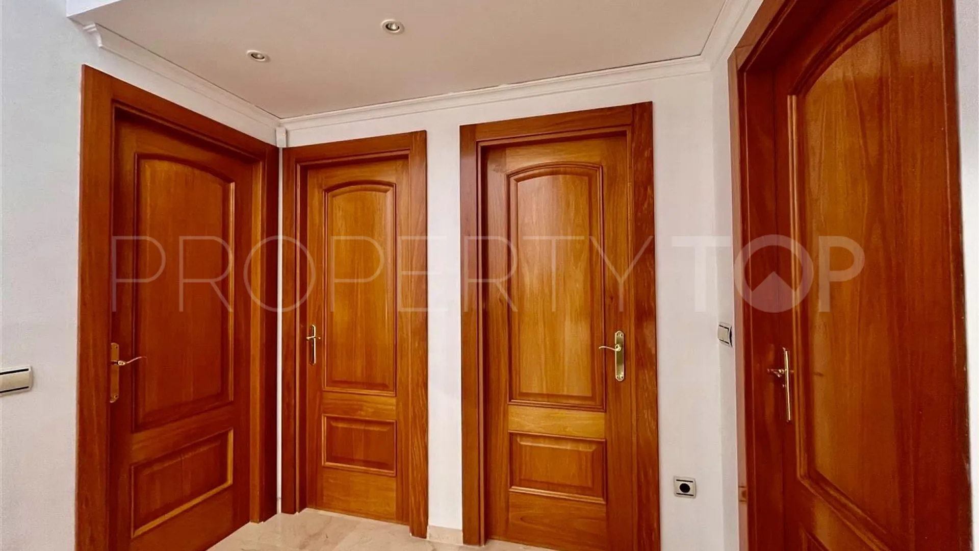 3 bedrooms town house in Costabella for sale