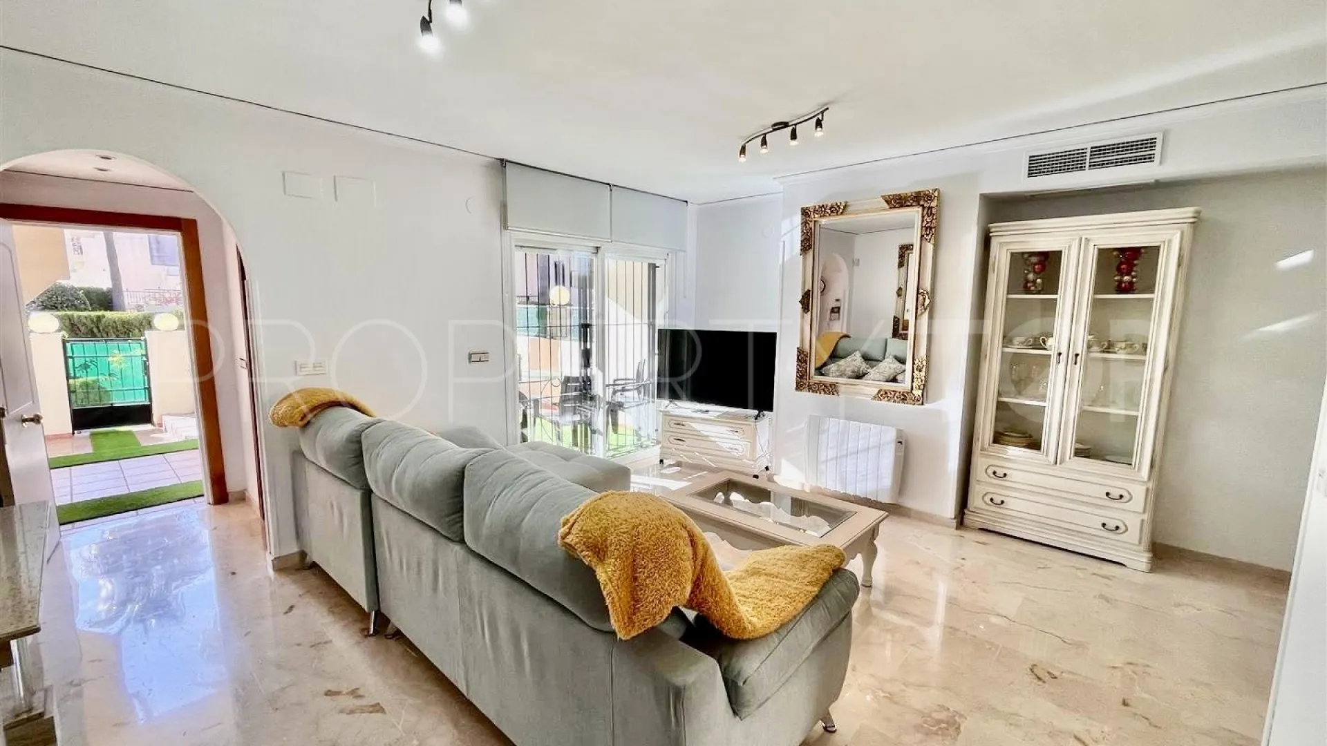 3 bedrooms town house in Costabella for sale