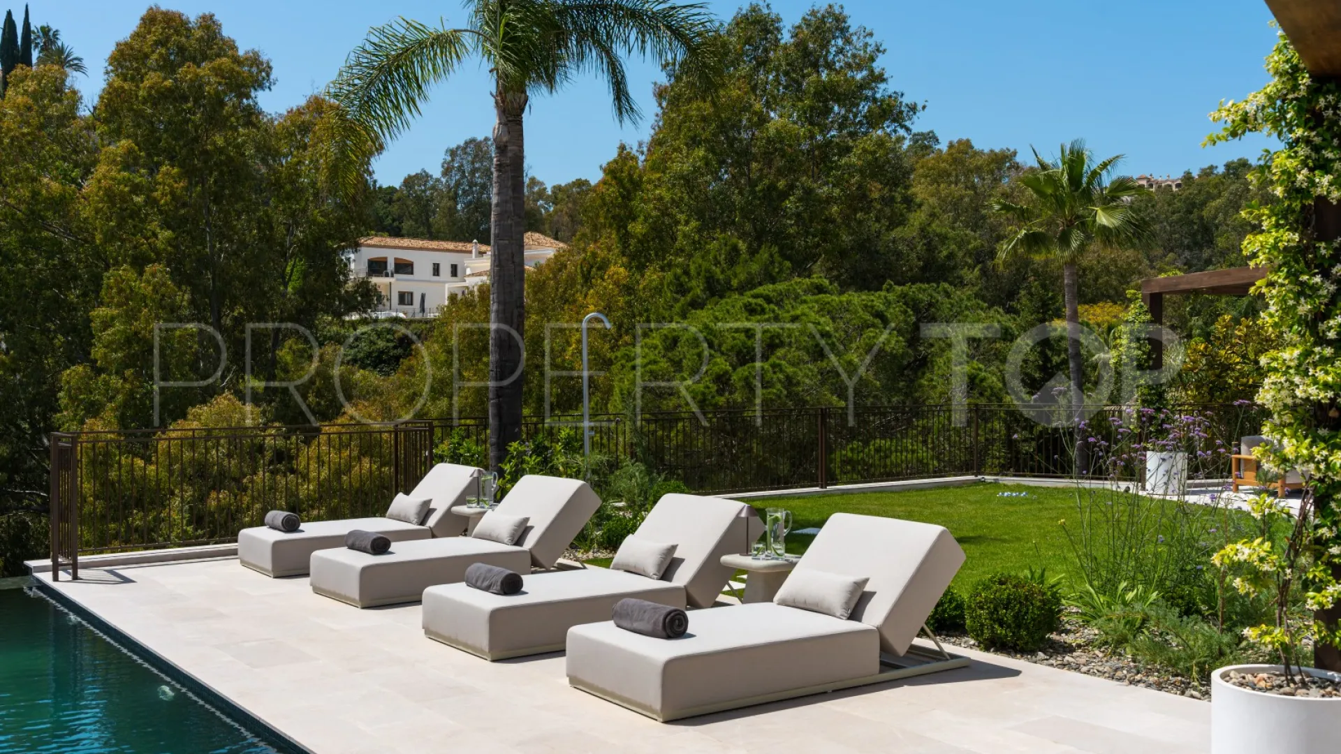 For sale villa in El Herrojo
