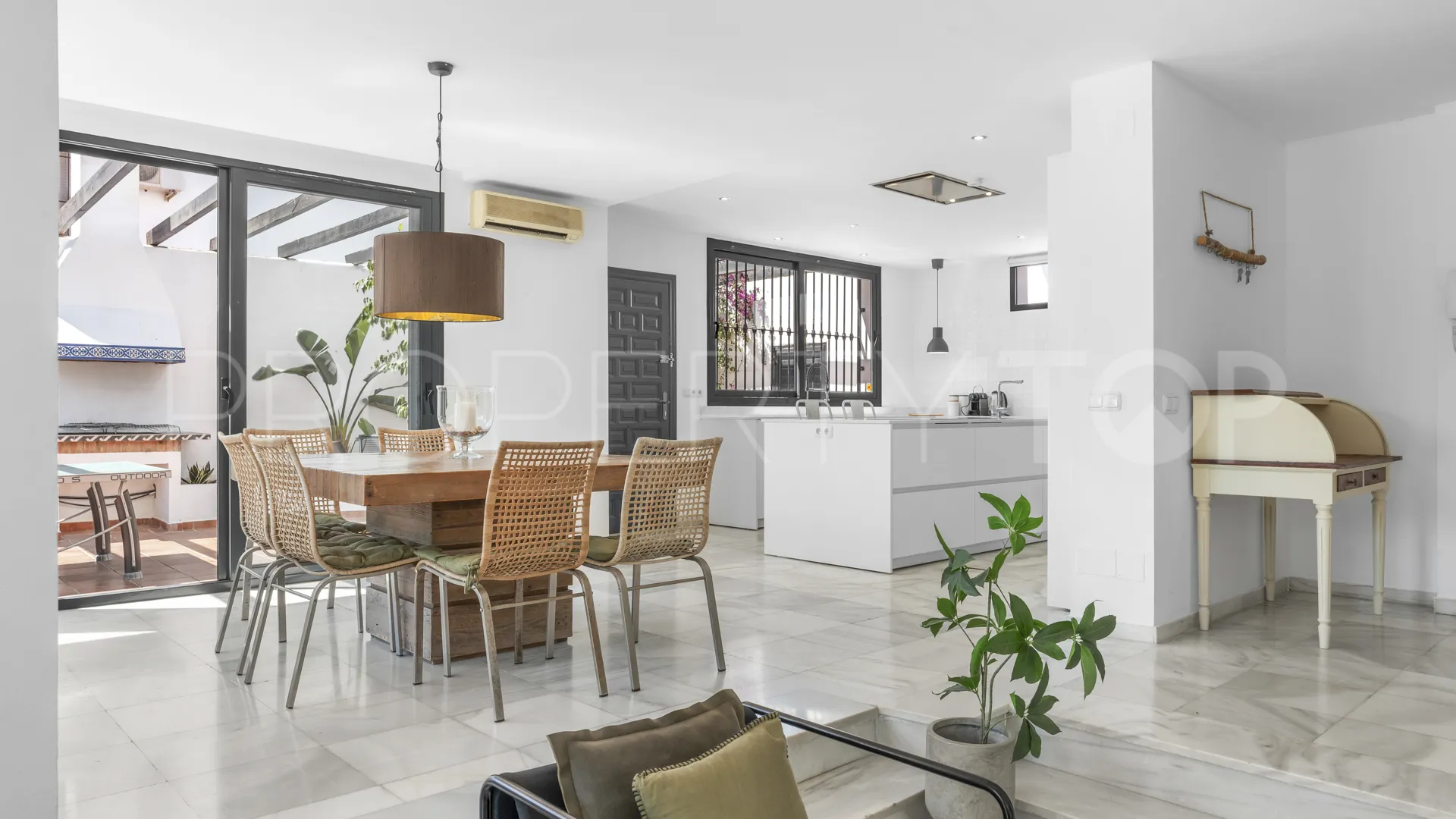 Se vende villa en Marbella - Puerto Banus