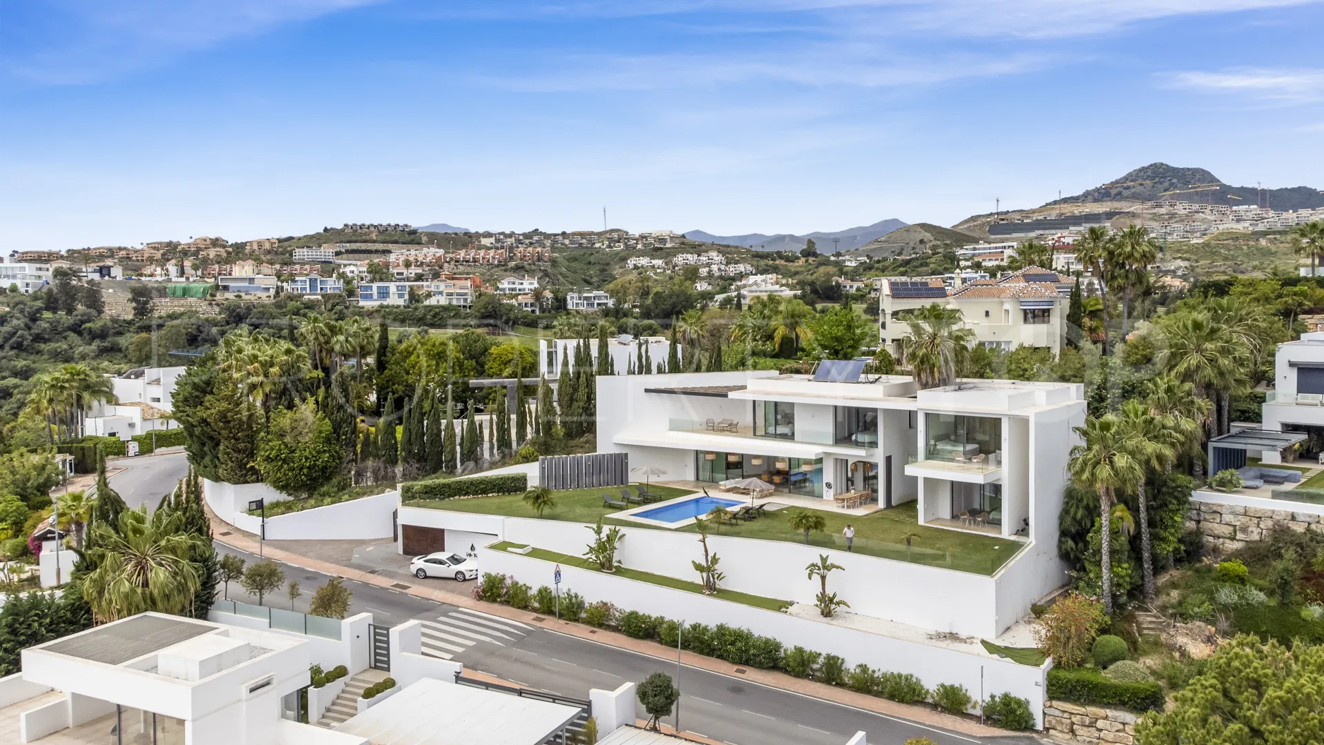 5 bedrooms villa for sale in Los Capanes del Golf