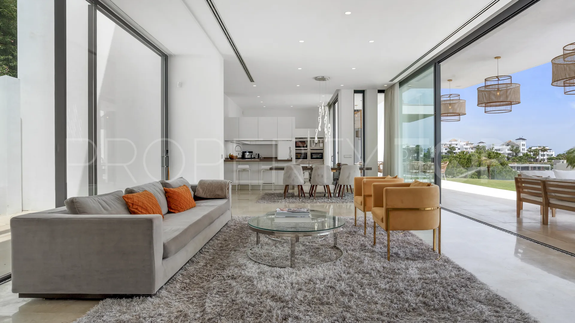 5 bedrooms villa for sale in Los Capanes del Golf