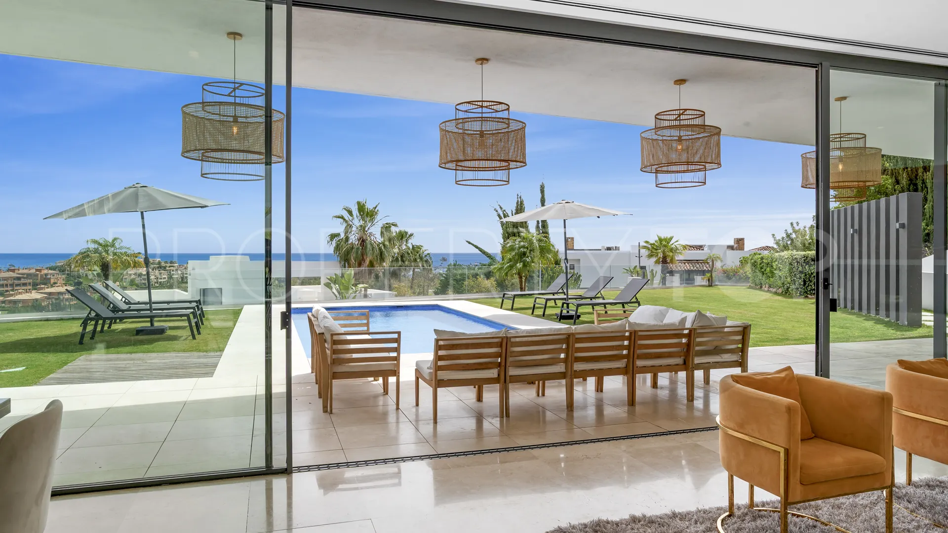 5 bedrooms villa for sale in Los Capanes del Golf