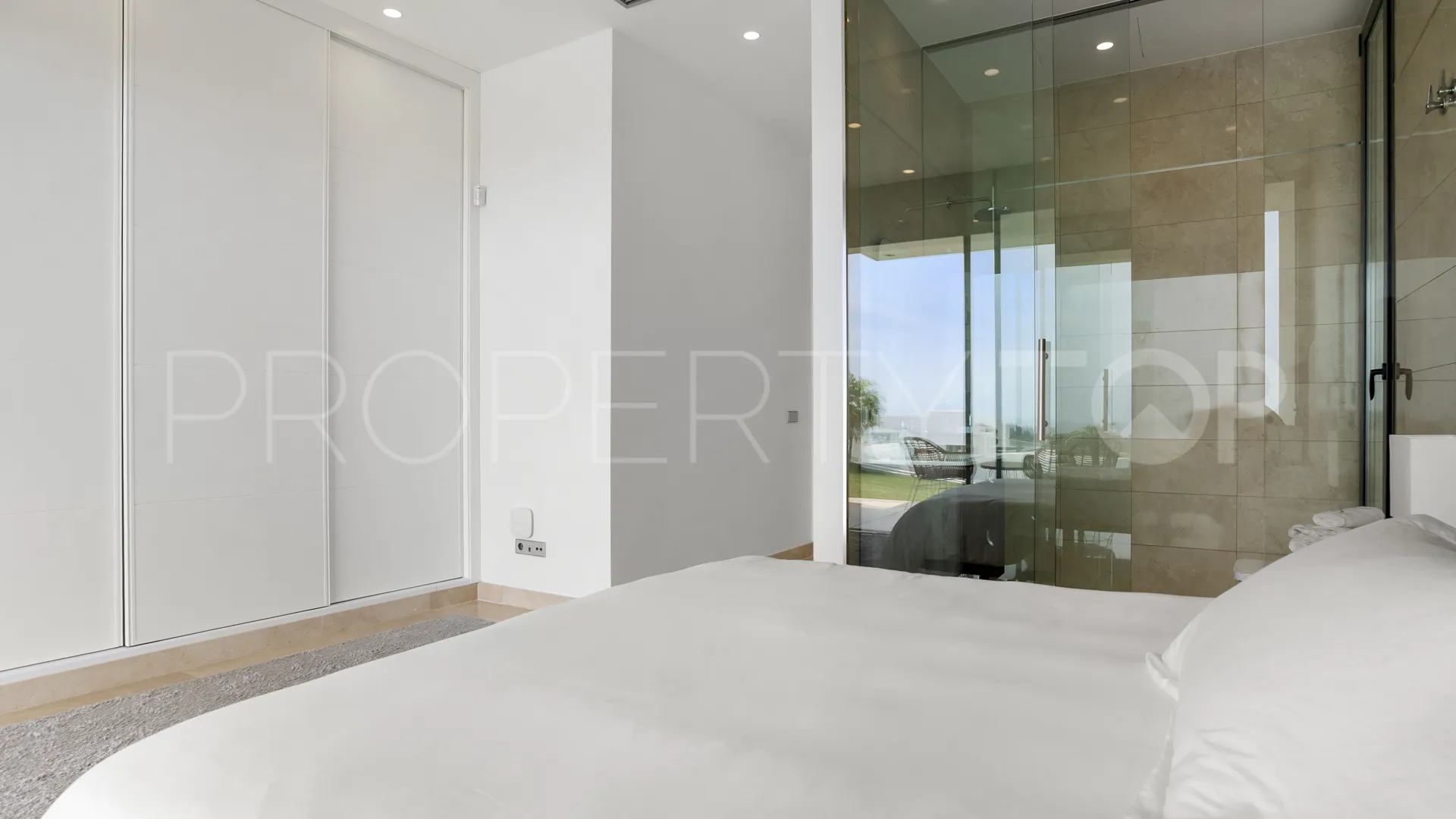 5 bedrooms villa for sale in Los Capanes del Golf