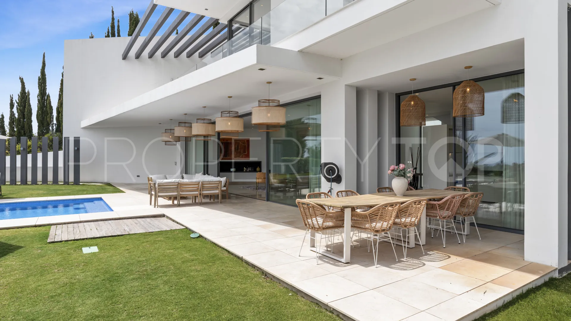5 bedrooms villa for sale in Los Capanes del Golf