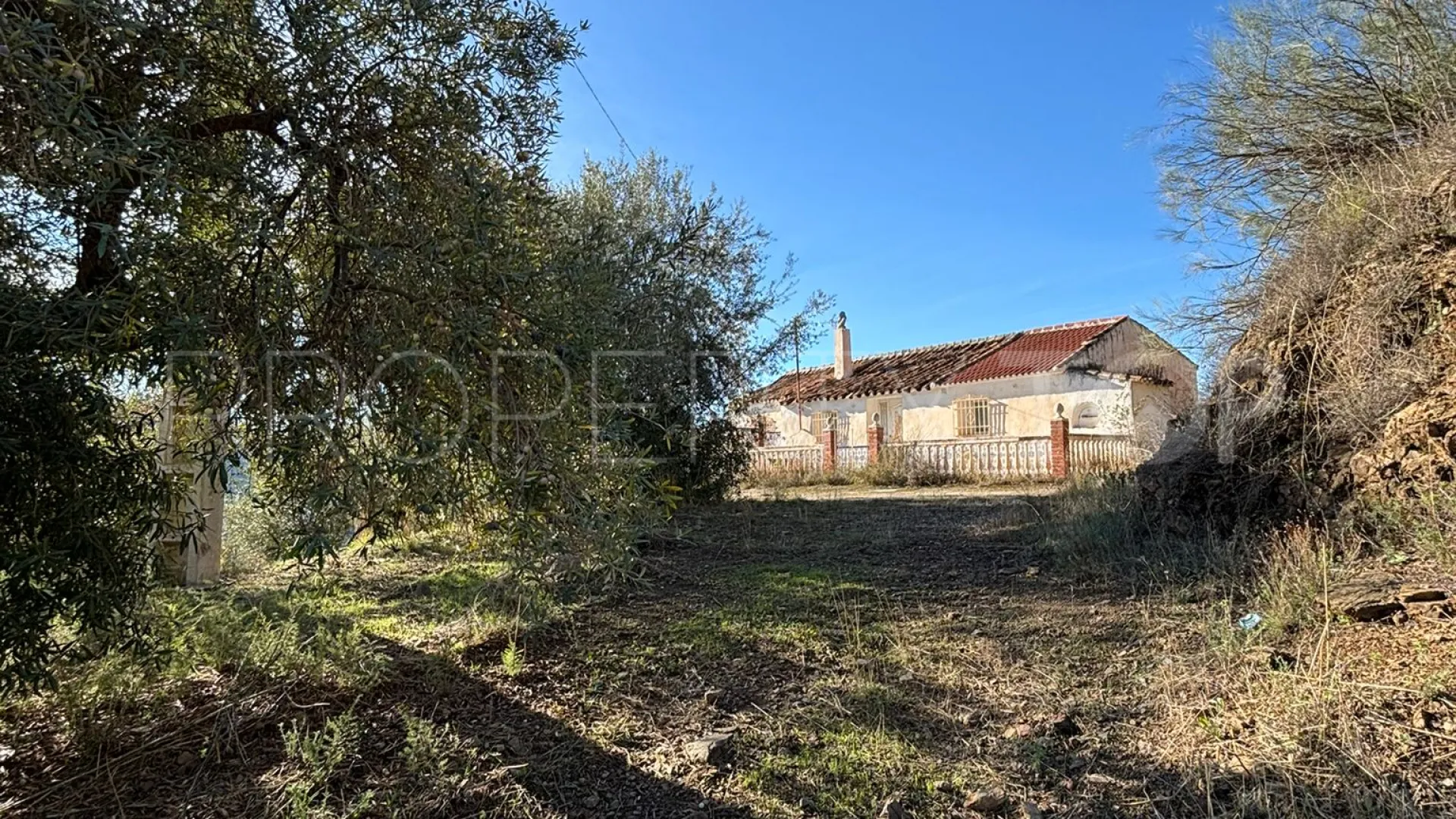 For sale finca in Colmenar with 3 bedrooms