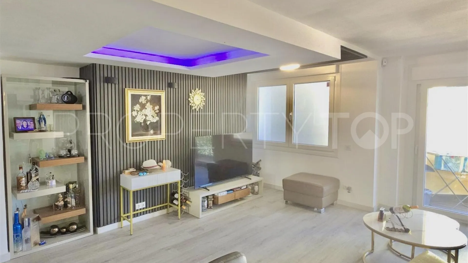 Marbella Centro, apartamento de 3 dormitorios a la venta