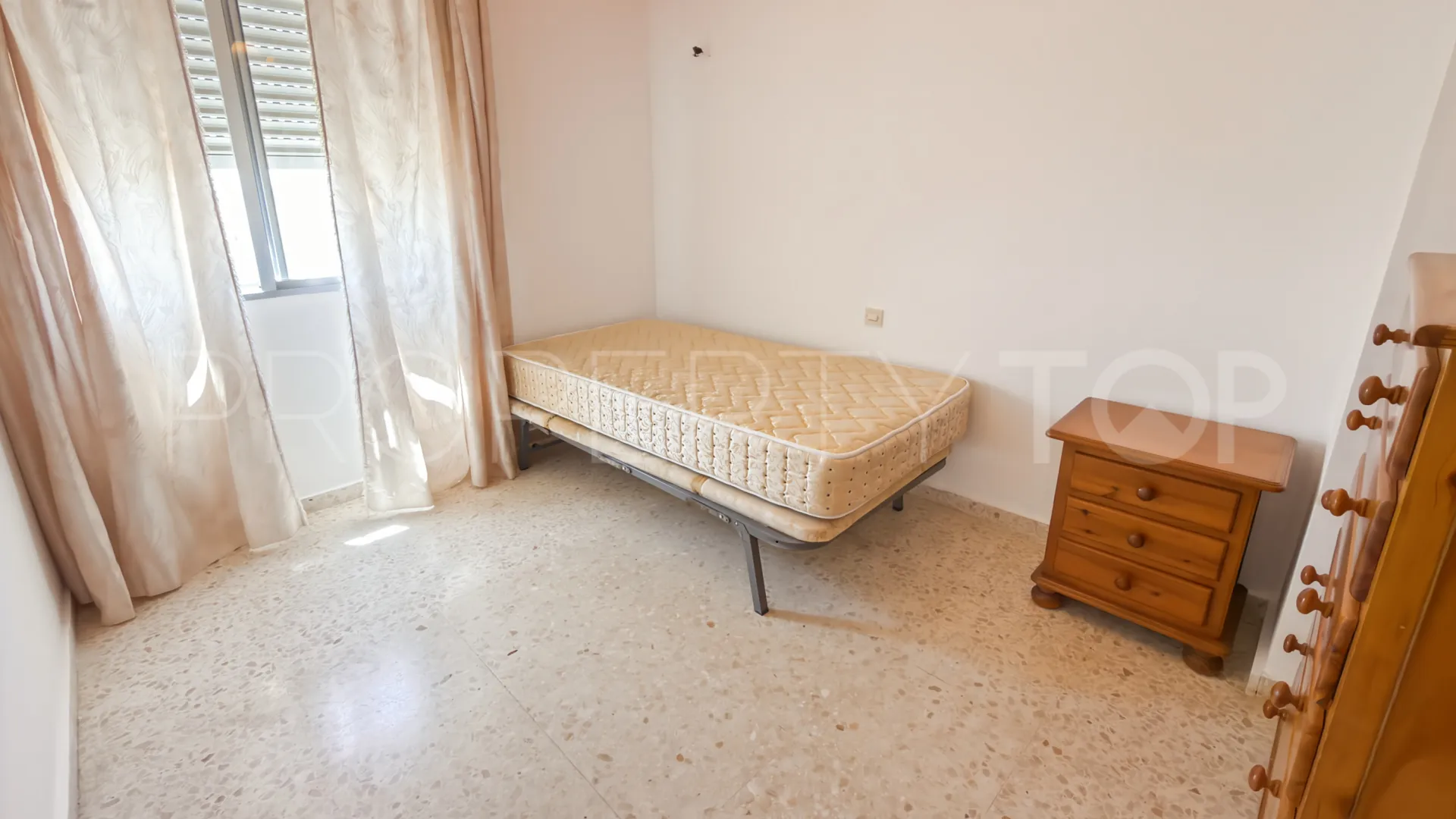 Flat with 3 bedrooms for sale in Arroyo de la Miel