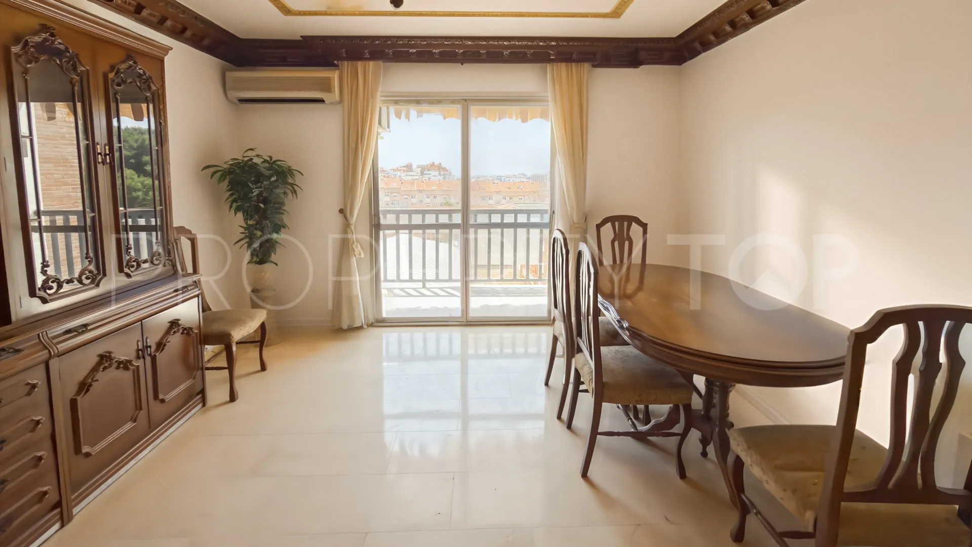 Flat with 3 bedrooms for sale in Arroyo de la Miel