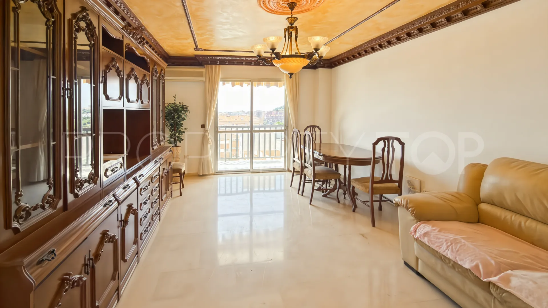 Flat with 3 bedrooms for sale in Arroyo de la Miel