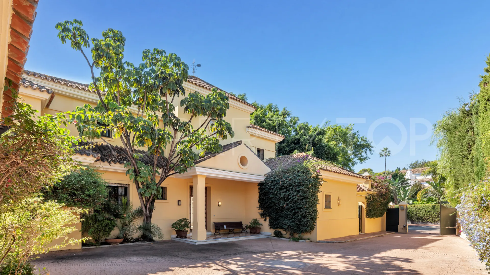 For sale Casasola villa