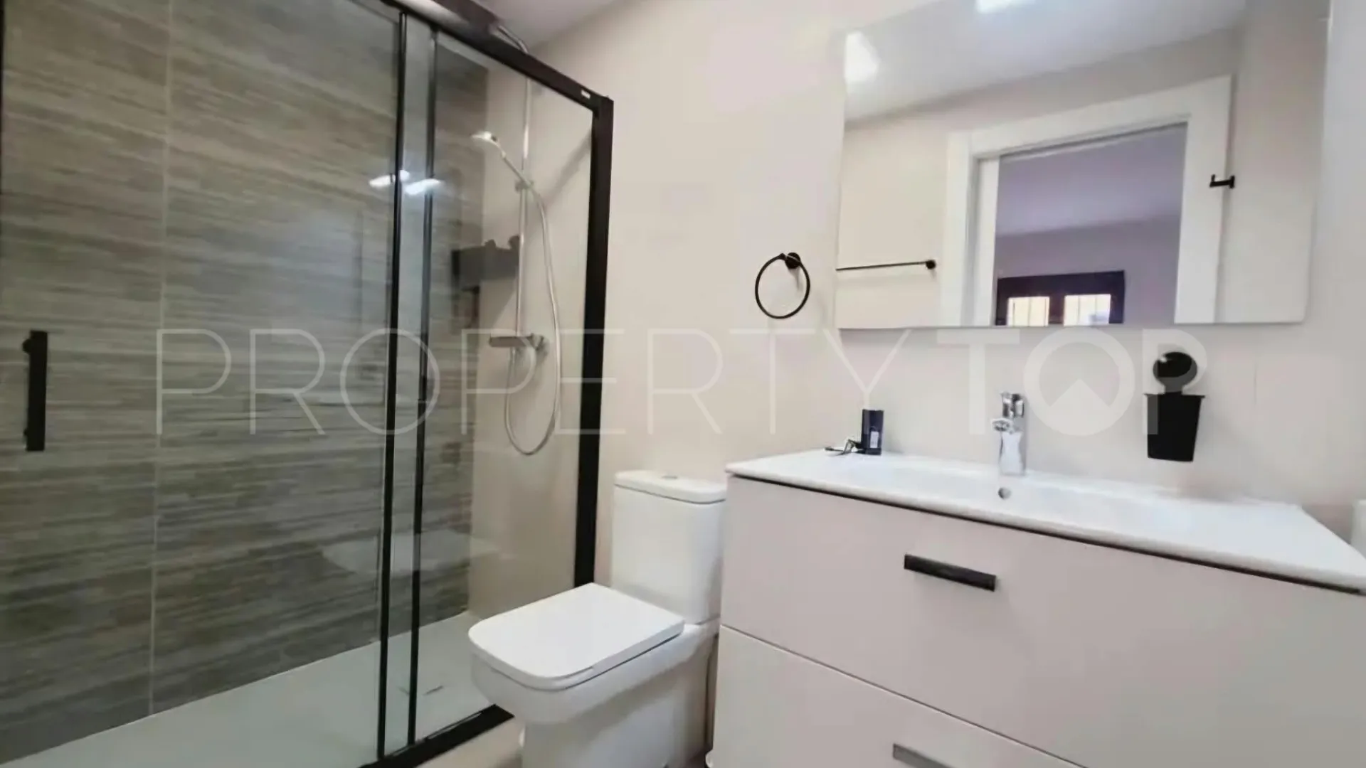 Se vende casa en Marbella Centro de 3 dormitorios