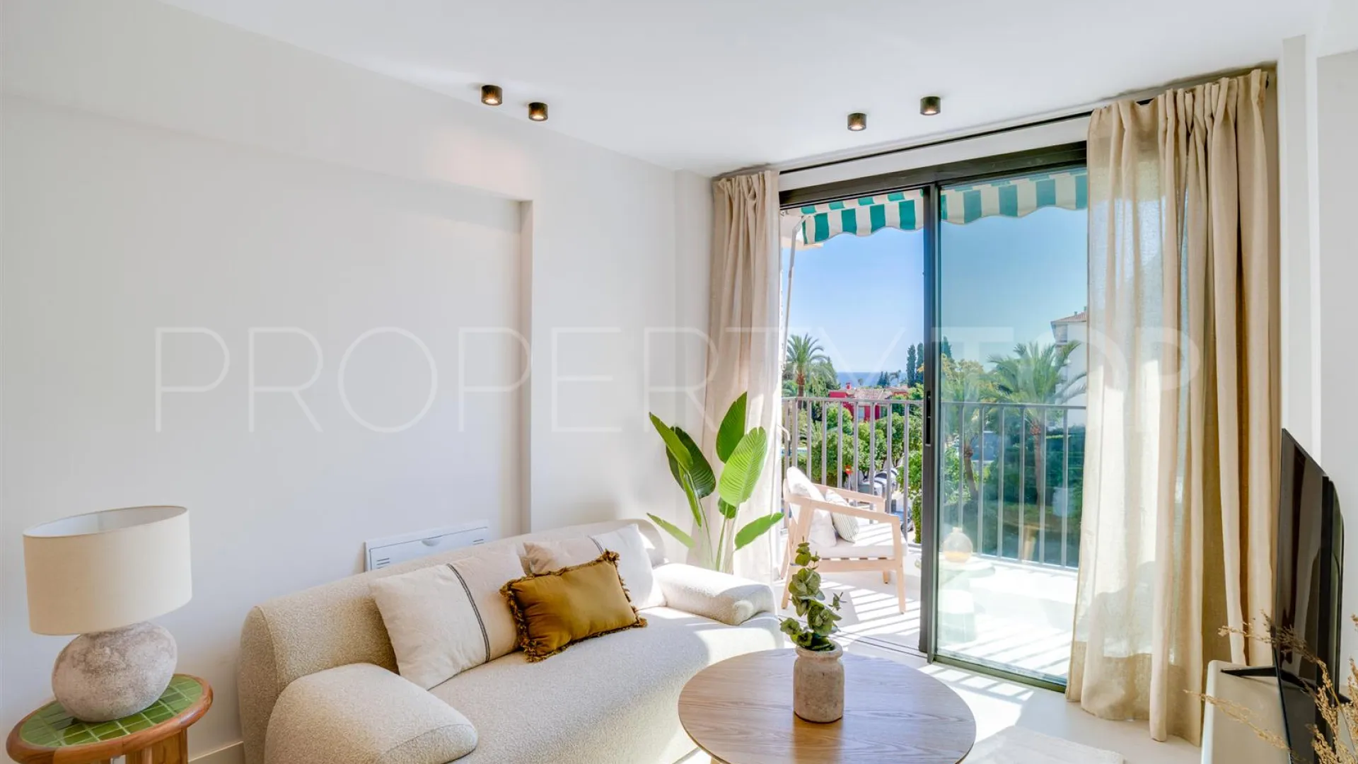 Comprar apartamento en Miraflores con 1 dormitorio