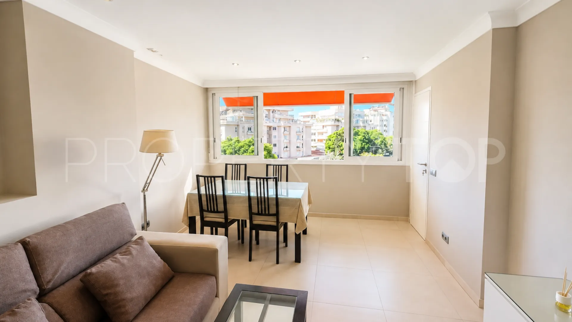 Marbella Centro, apartamento en venta de 2 dormitorios