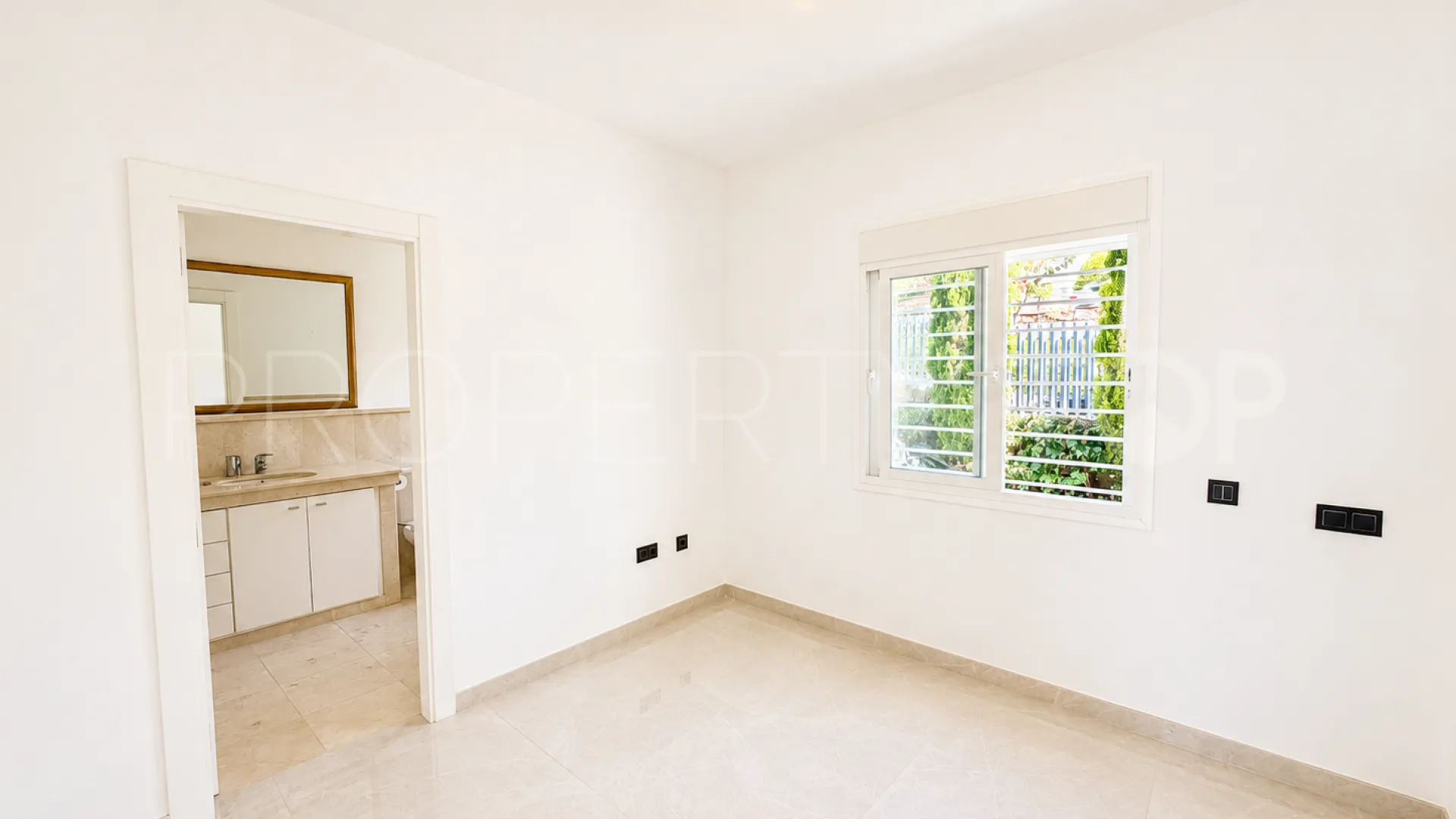 Villa en venta en La Alqueria