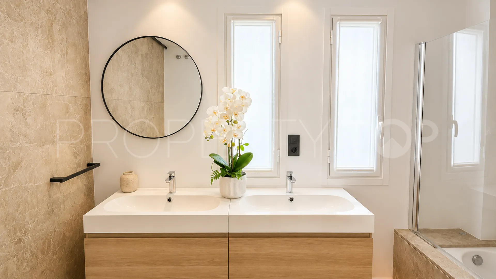 Jardines de Sierra Blanca duplex penthouse for sale