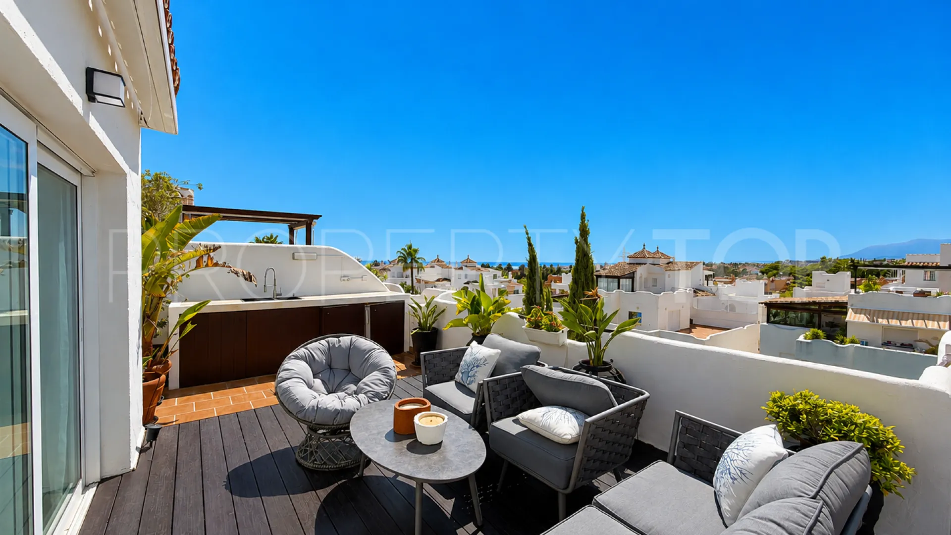 Jardines de Sierra Blanca duplex penthouse for sale