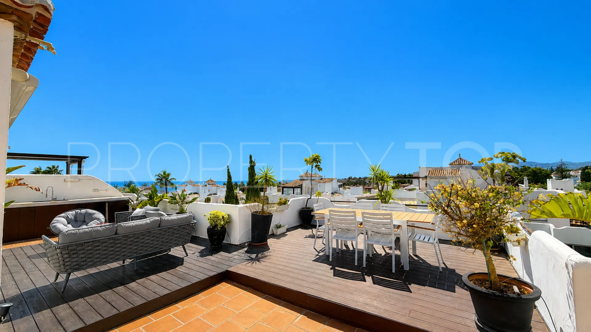Jardines de Sierra Blanca duplex penthouse for sale