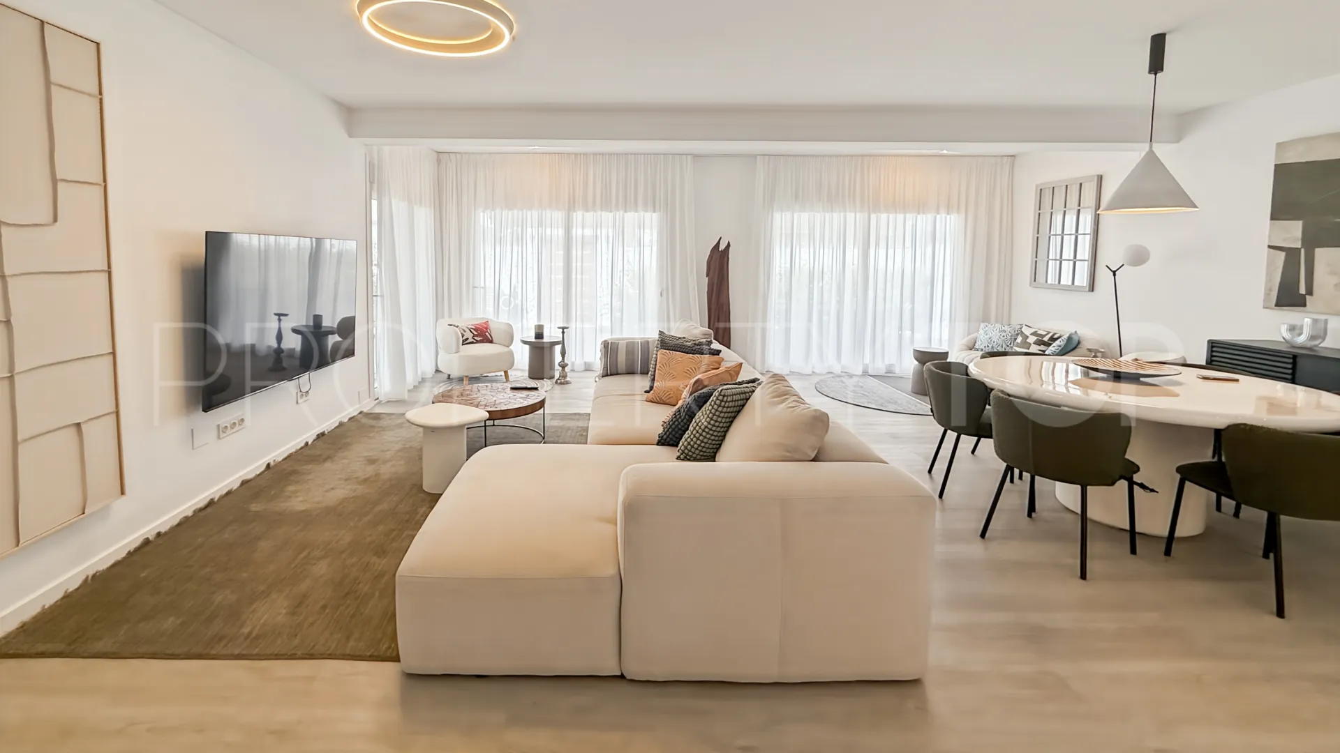 For sale 3 bedrooms villa in Marbella East