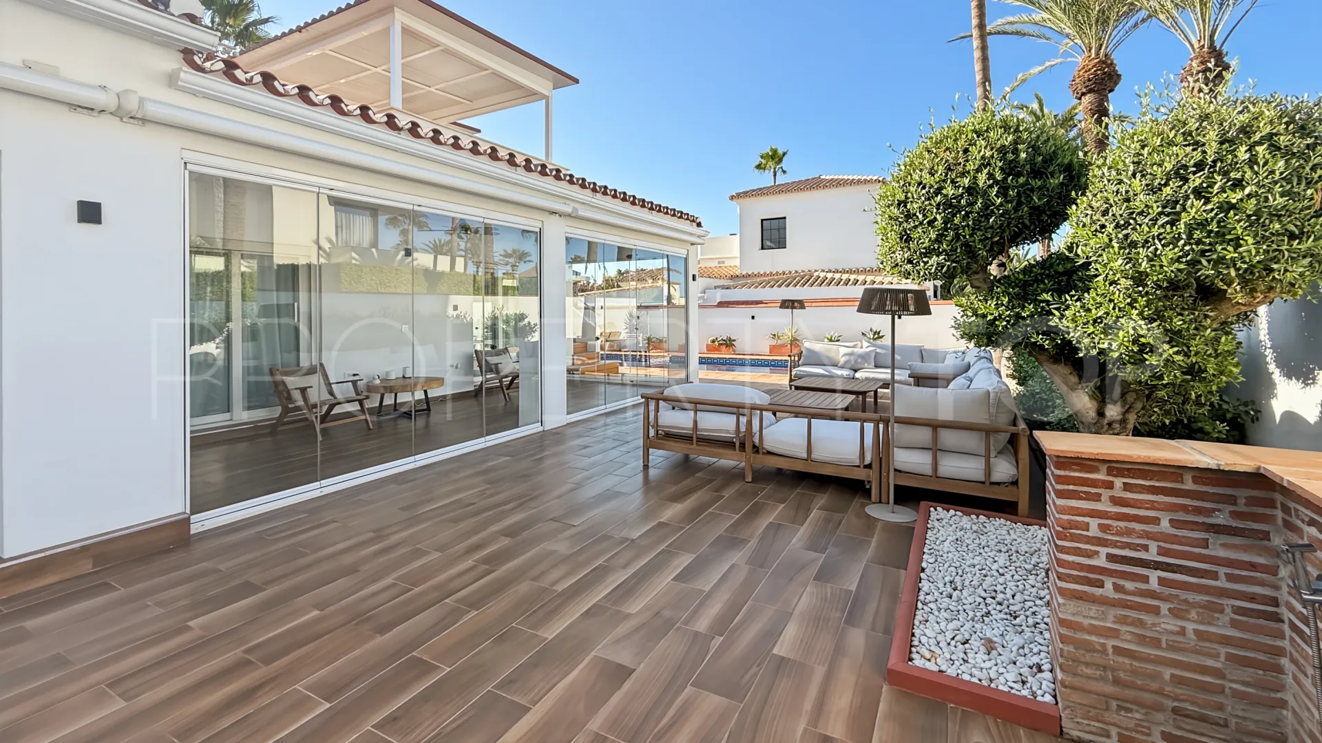 For sale 3 bedrooms villa in Marbella East