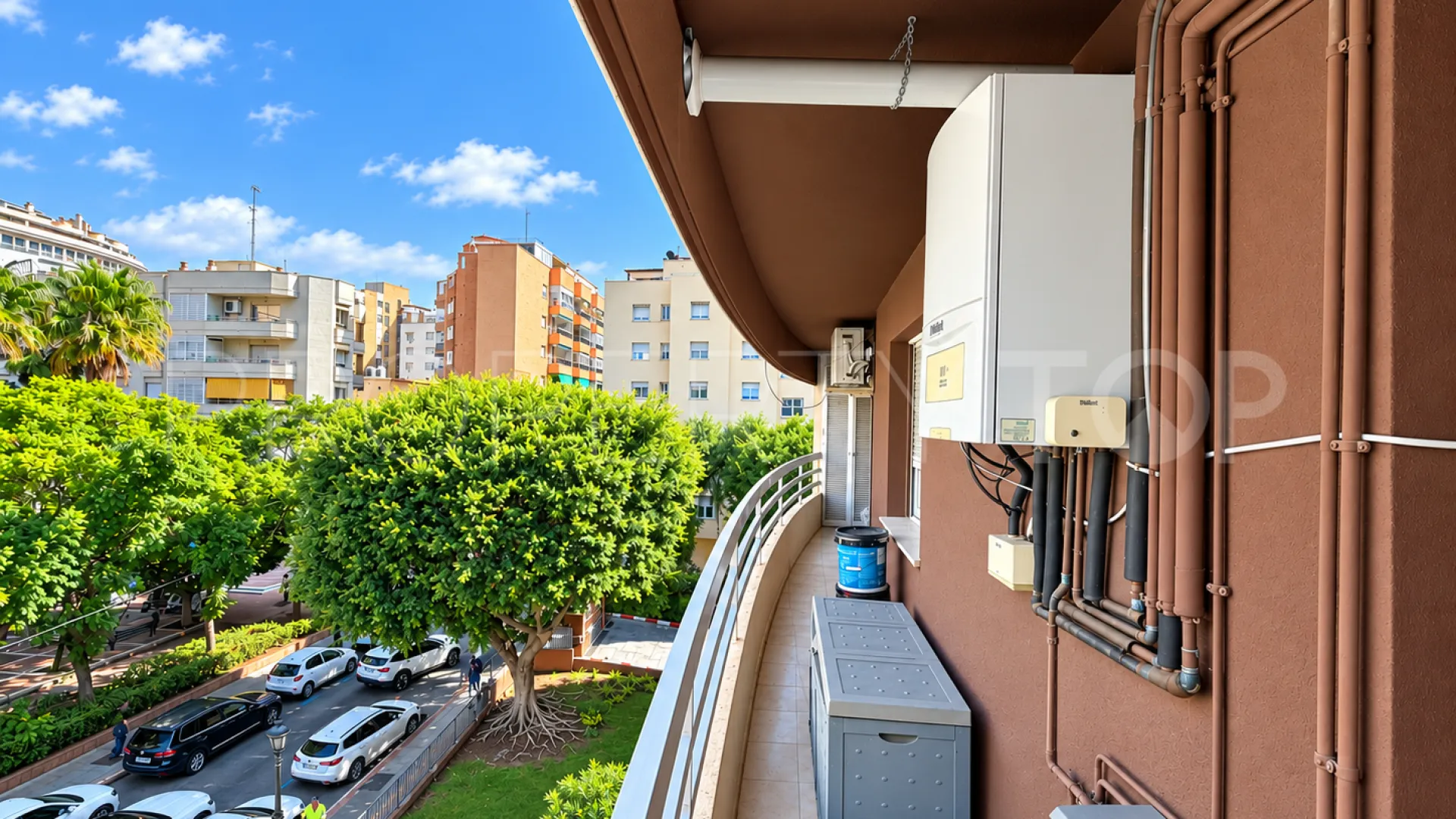 Comprar atico duplex de 4 dormitorios en Marbella Centro