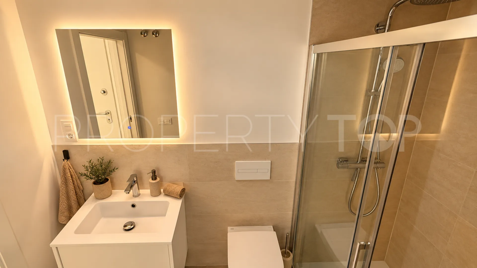 Apartment for sale in El Higueron with 2 bedrooms