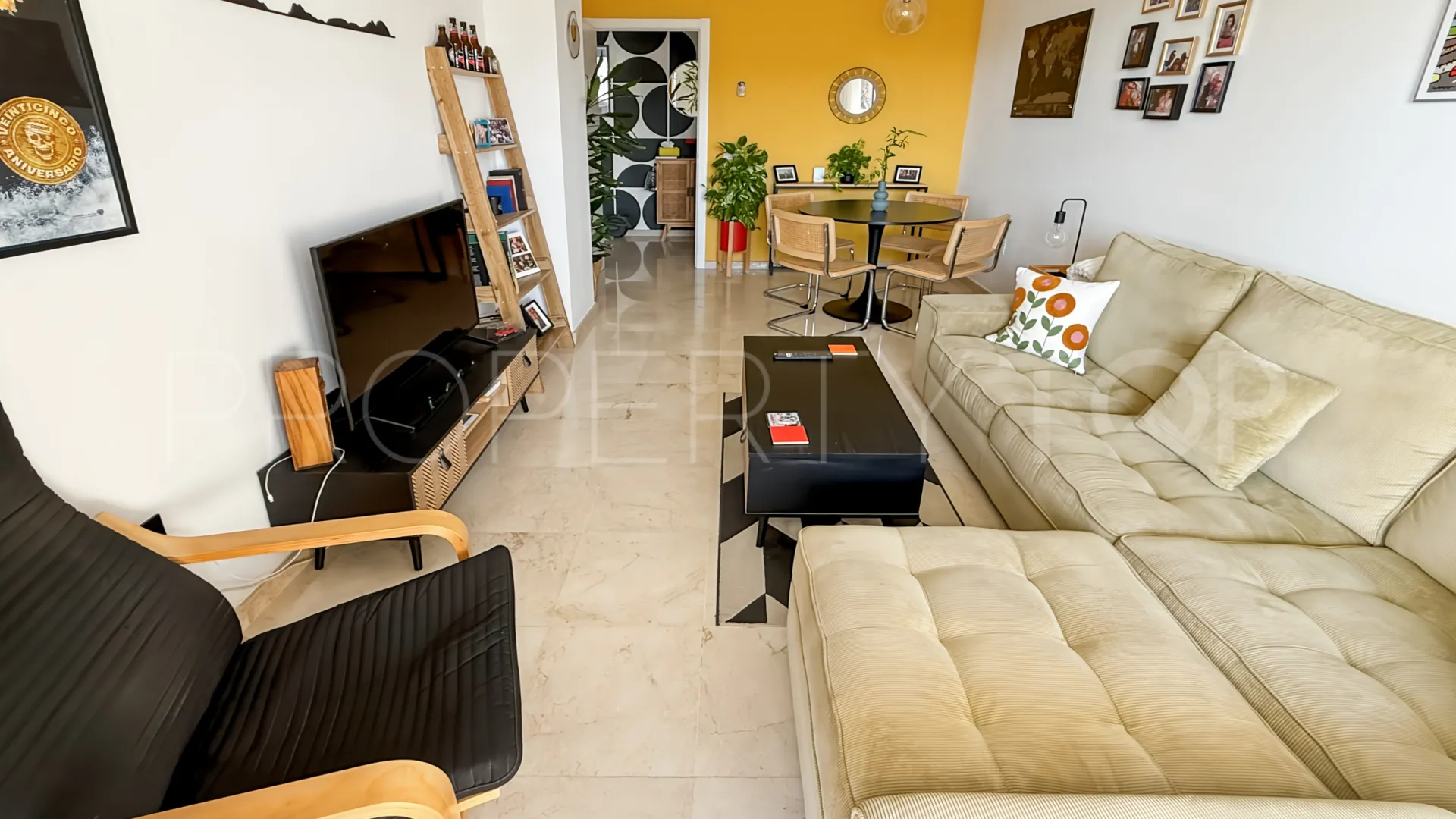 Piso a la venta en Benalmadena con 2 dormitorios