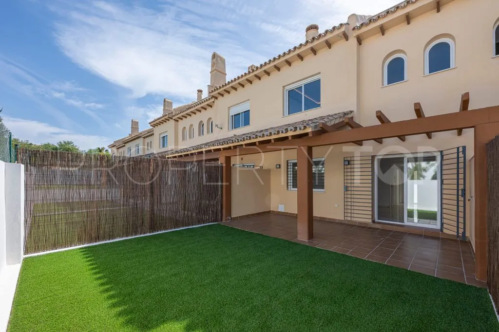 Calahonda 4 bedrooms town house for sale
