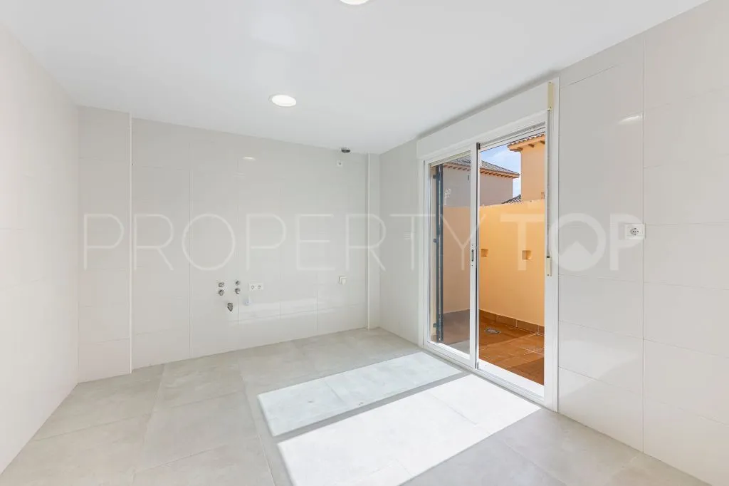 Calahonda 4 bedrooms town house for sale