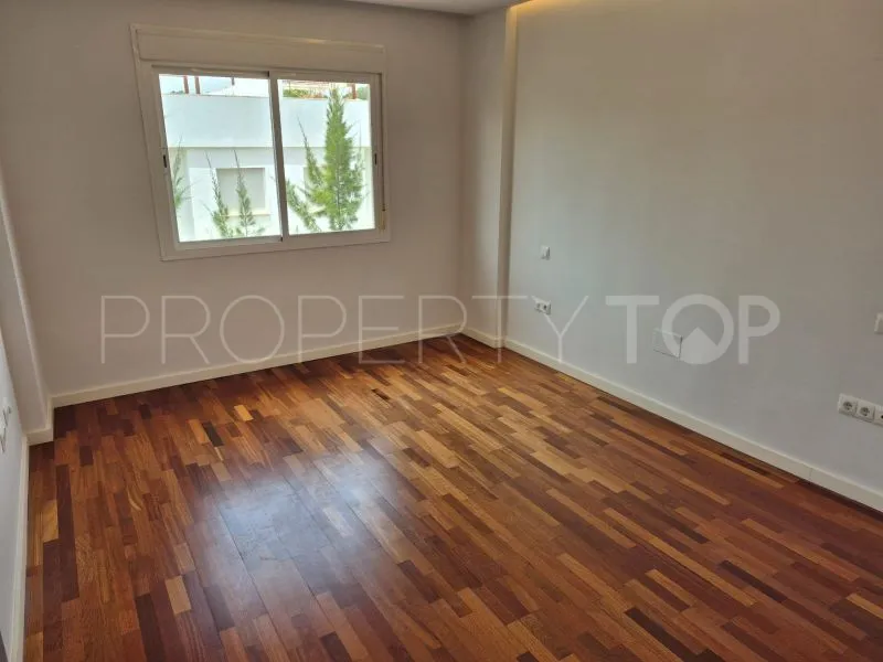 Calahonda 4 bedrooms town house for sale