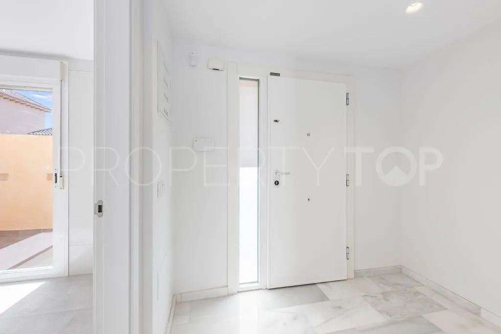 Calahonda 4 bedrooms town house for sale