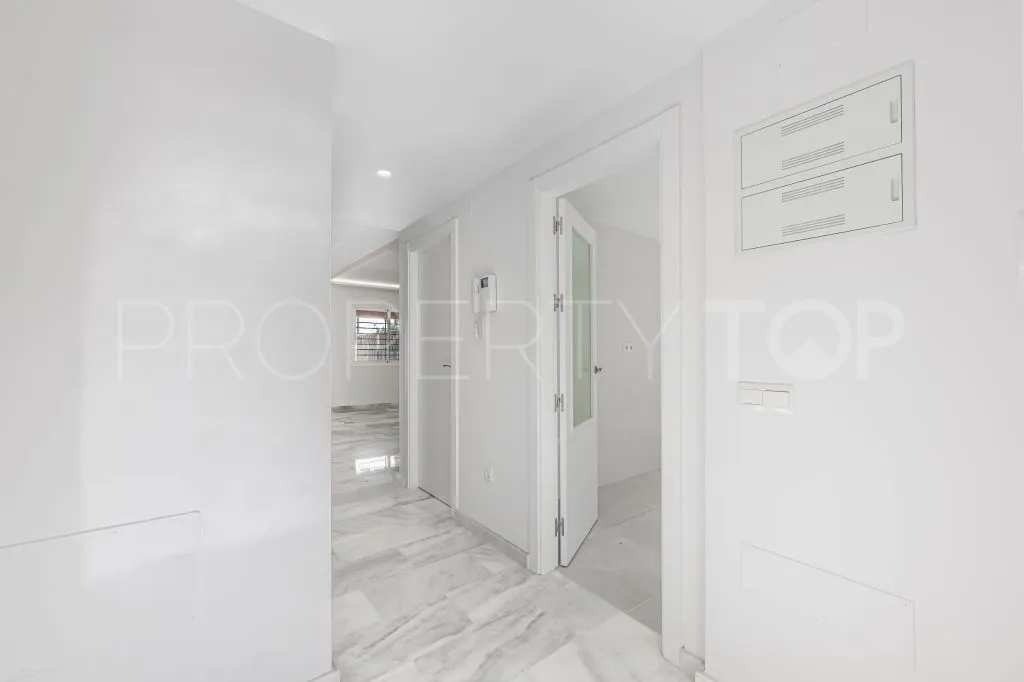 Calahonda 4 bedrooms town house for sale
